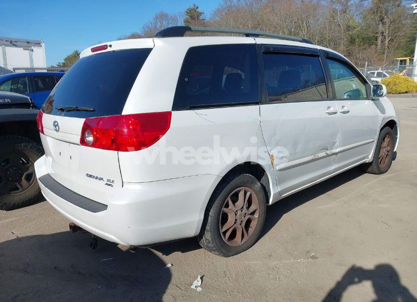 Photo 4 of 2006 Toyota Sienna XLE (VIN 5TDBA22C16S060030)