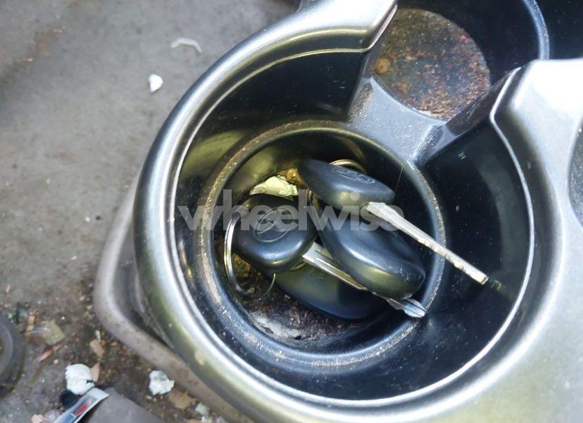 Photo 11 of 2006 Toyota Sienna XLE LIMITED (VIN 5TDBA22C16S072064)