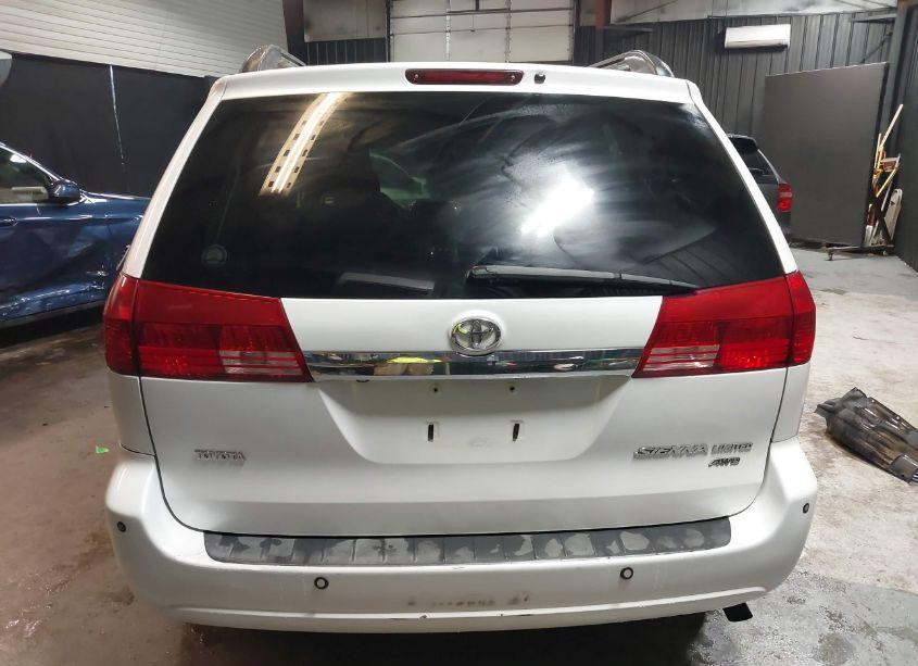 Photo 17 of 2004 Toyota Sienna XLE LIMITED (VIN 5TDBA22C24S019838)