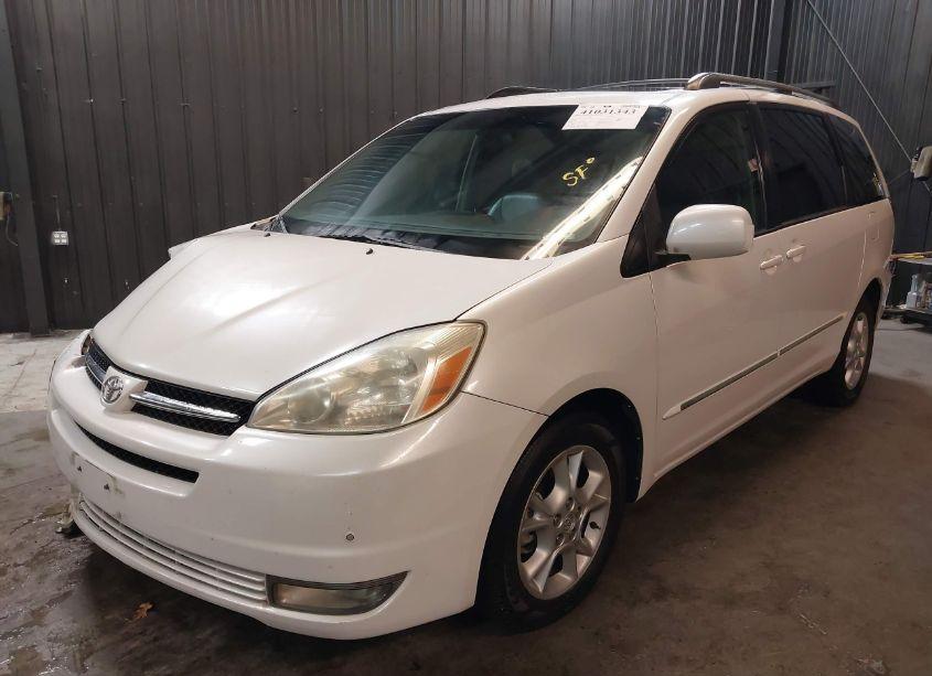Photo 2 of 2004 Toyota Sienna XLE LIMITED (VIN 5TDBA22C24S019838)