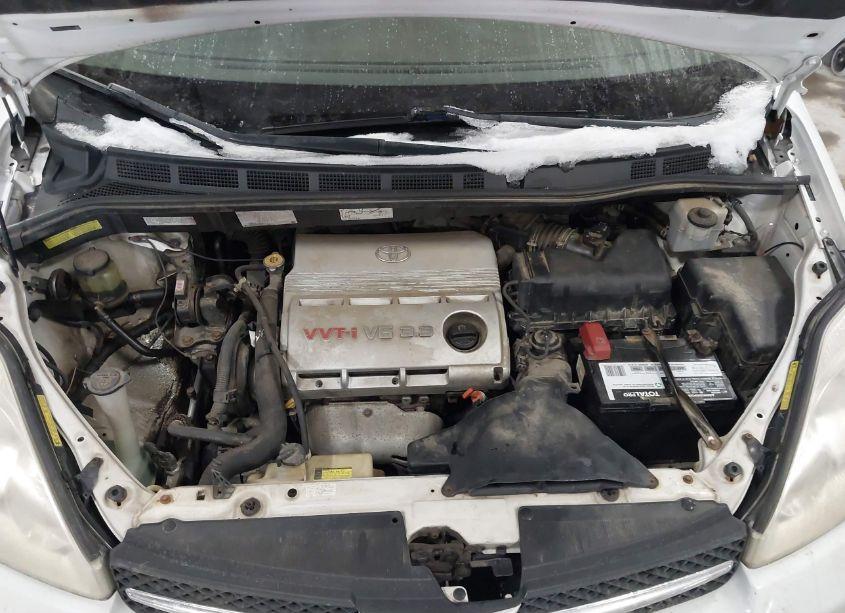 Photo 10 of 2005 Toyota Sienna XLE LIMITED (VIN 5TDBA22C25S030551)