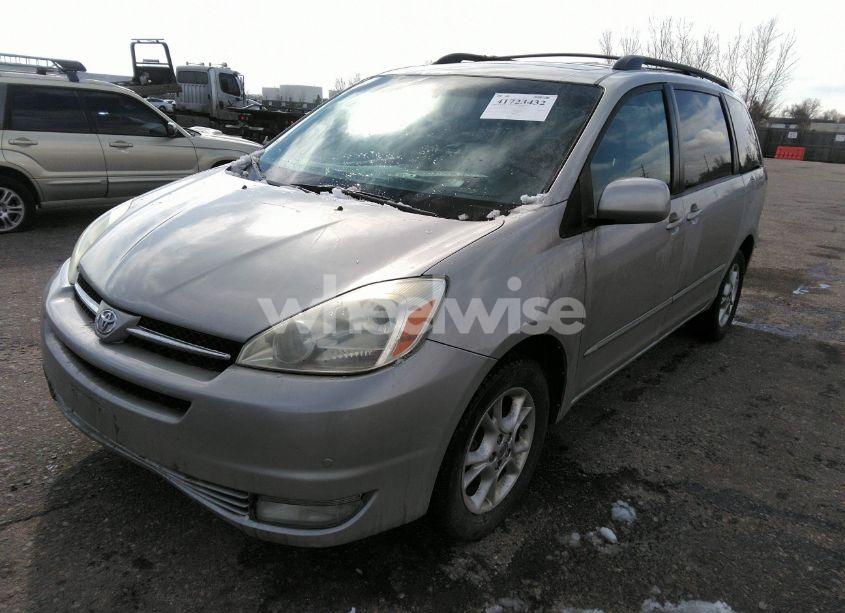 Photo 2 of 2005 Toyota Sienna XLE LIMITED (VIN 5TDBA22C25S030629)
