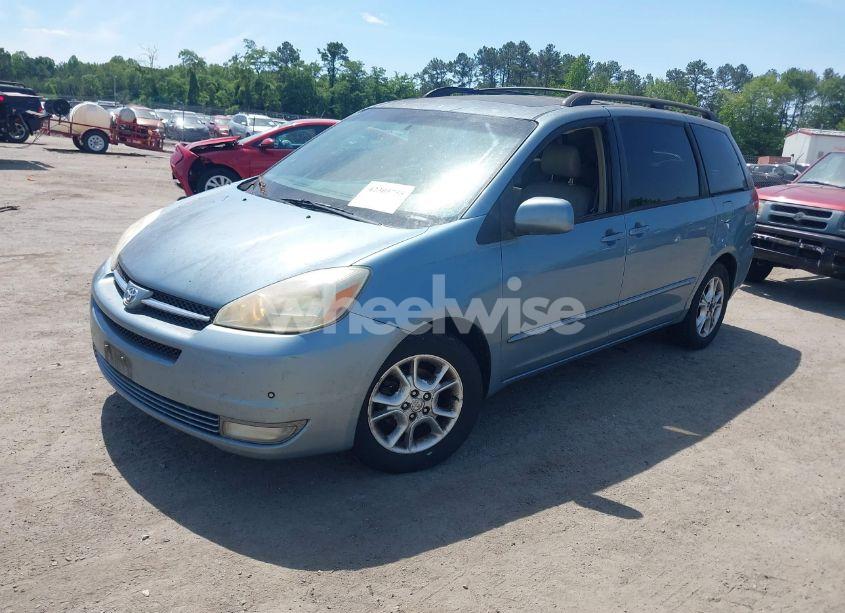 Photo 2 of 2005 Toyota Sienna XLE LIMITED (VIN 5TDBA22C25S039301)