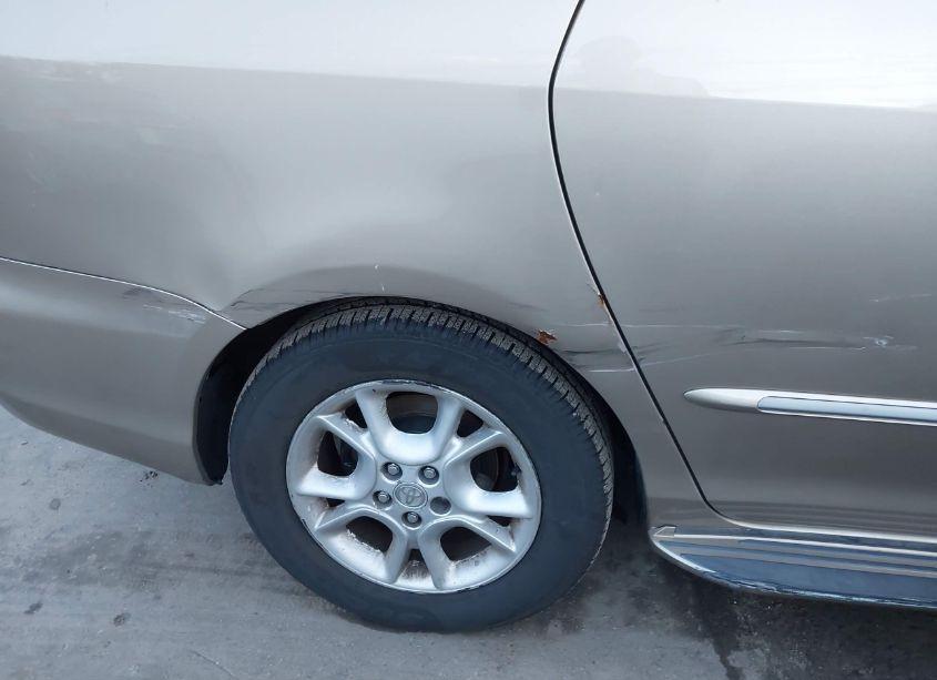 Photo 14 of 2005 Toyota Sienna XLE LIMITED (VIN 5TDBA22C25S039413)