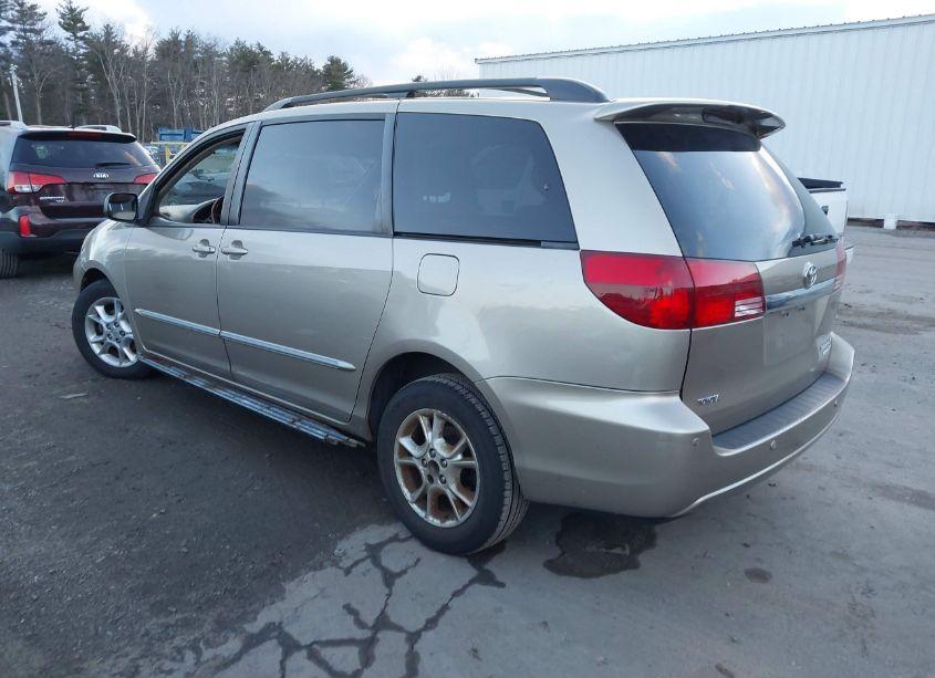 Photo 3 of 2005 Toyota Sienna XLE LIMITED (VIN 5TDBA22C25S039413)