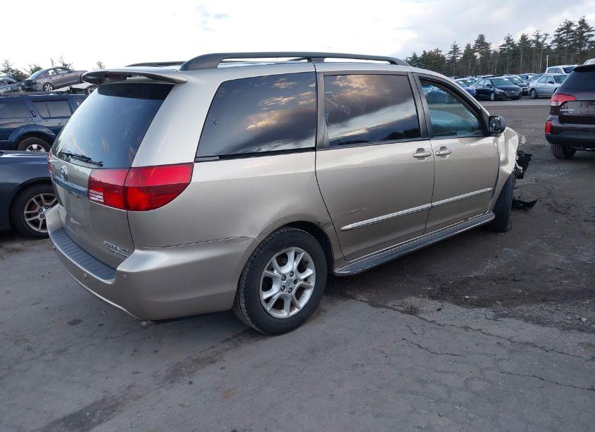 Photo 4 of 2005 Toyota Sienna XLE LIMITED (VIN 5TDBA22C25S039413)
