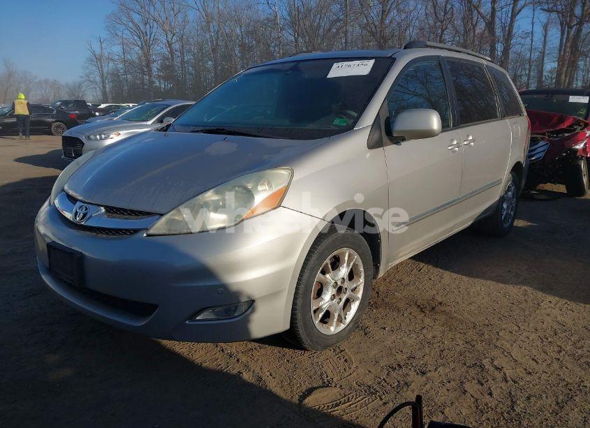 Photo 2 of 2006 Toyota Sienna XLE LIMITED (VIN 5TDBA22C26S064443)