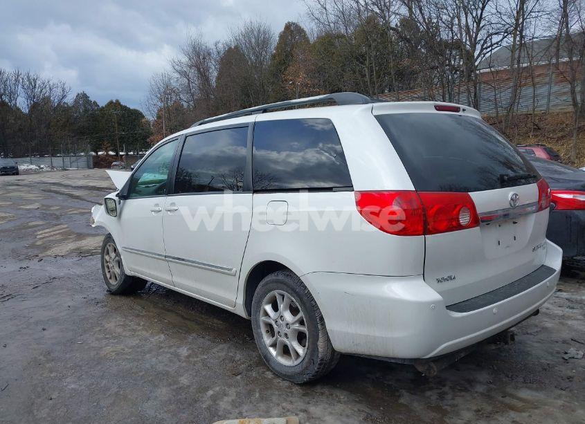Photo 3 of 2006 Toyota Sienna XLE LIMITED (VIN 5TDBA22C26S075572)
