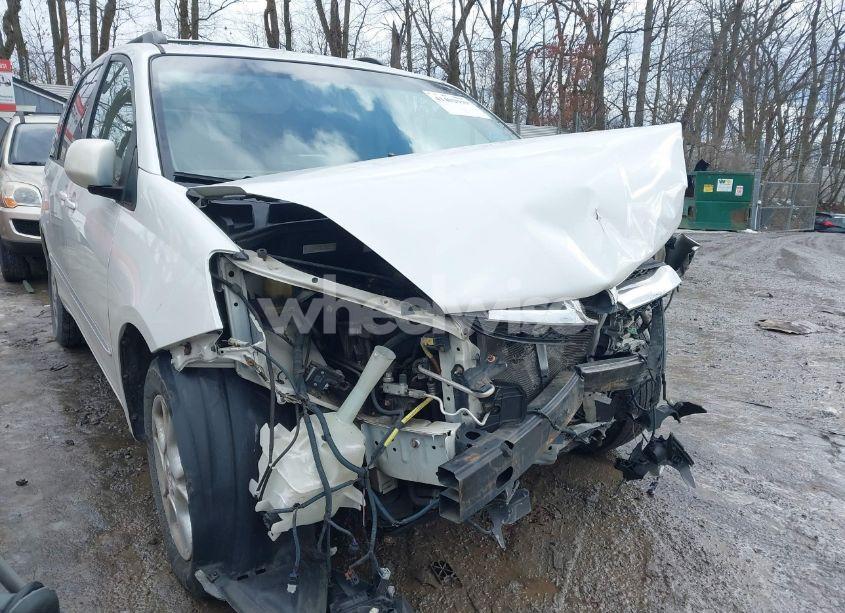 Photo 6 of 2006 Toyota Sienna XLE LIMITED (VIN 5TDBA22C26S075572)