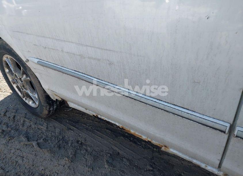 Photo 14 of 2005 Toyota Sienna XLE LIMITED (VIN 5TDBA22C35S037959)