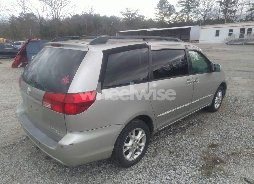 Photo 4 of 2005 Toyota Sienna XLE LIMITED (VIN 5TDBA22C35S045432)
