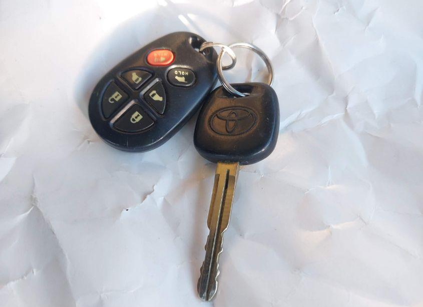Photo 11 of 2006 Toyota Sienna XLE LIMITED (VIN 5TDBA22C36S074933)