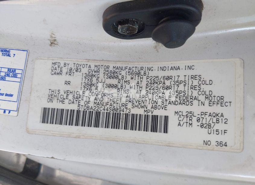 Photo 9 of 2004 Toyota Sienna XLE (VIN 5TDBA22C44S009473)