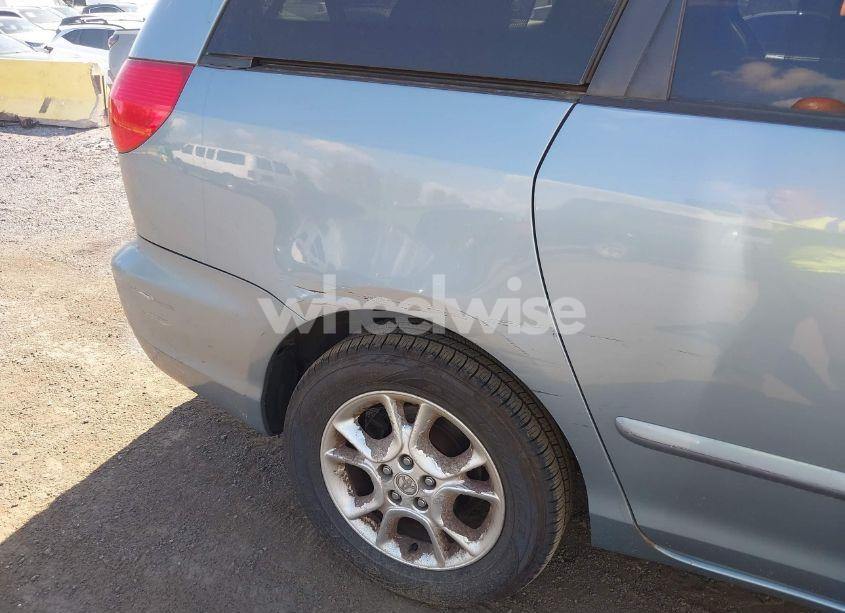 Photo 13 of 2006 Toyota Sienna XLE (VIN 5TDBA22C46S061561)