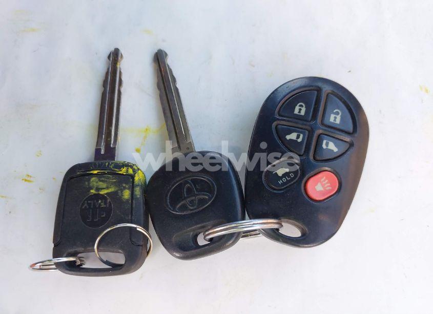 Photo 11 of 2006 Toyota Sienna XLE LIMITED (VIN 5TDBA22C46S062239)