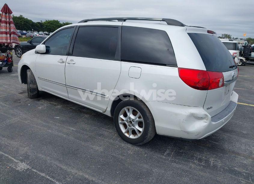 Photo 3 of 2006 Toyota Sienna XLE LIMITED (VIN 5TDBA22C56S062976)