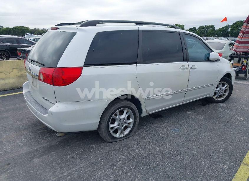 Photo 4 of 2006 Toyota Sienna XLE LIMITED (VIN 5TDBA22C56S062976)