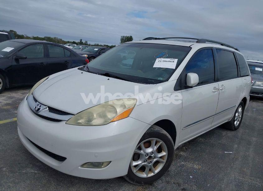 Photo 6 of 2006 Toyota Sienna XLE LIMITED (VIN 5TDBA22C56S062976)