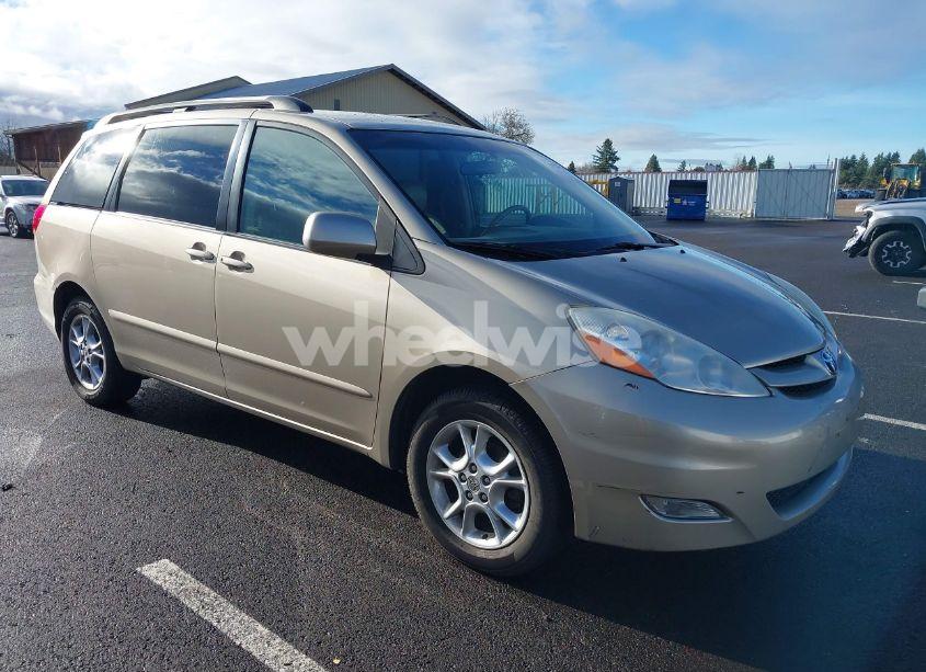 2006 Toyota Sienna XLE (VIN 5TDBA22C56S076943) main photo
