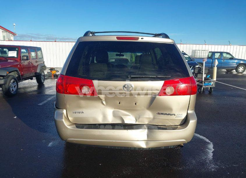 Photo 16 of 2006 Toyota Sienna XLE (VIN 5TDBA22C56S076943)