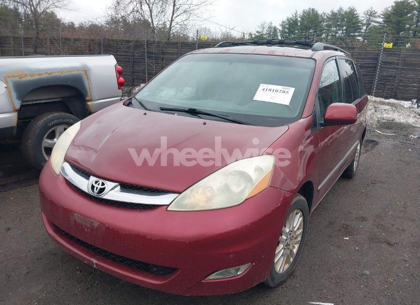 Photo 2 of 2006 Toyota Sienna XLE LIMITED (VIN 5TDBA22C66S061528)