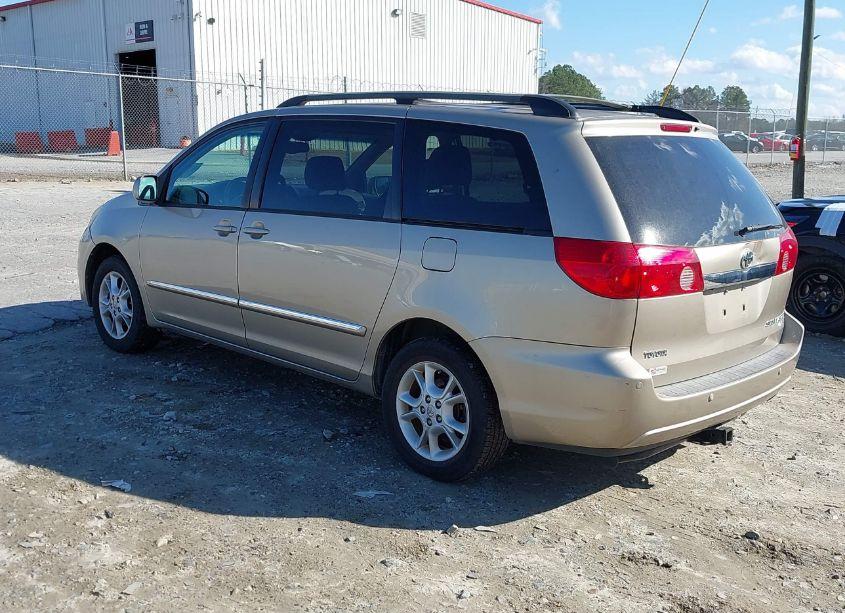 Photo 3 of 2006 Toyota Sienna XLE LIMITED (VIN 5TDBA22C66S063991)