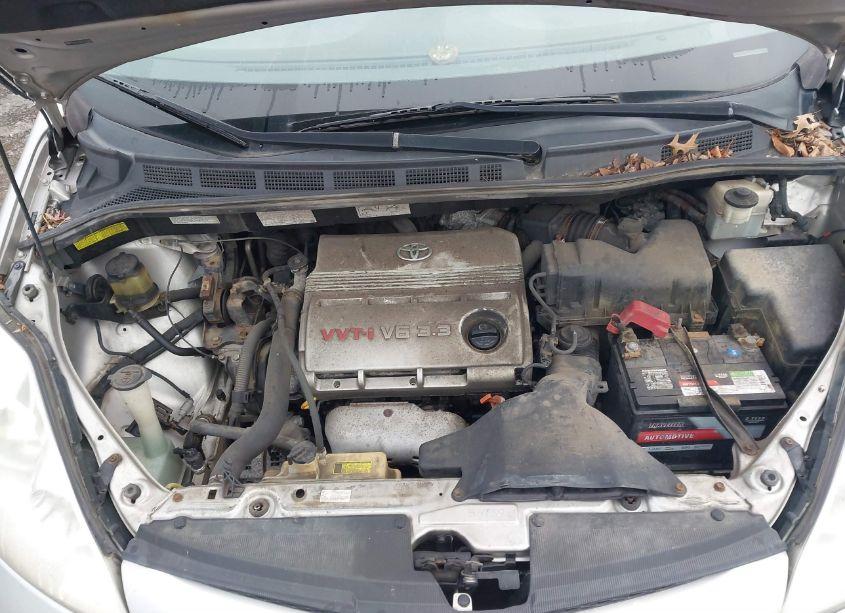 Photo 10 of 2006 Toyota Sienna XLE (VIN 5TDBA22C66S075087)