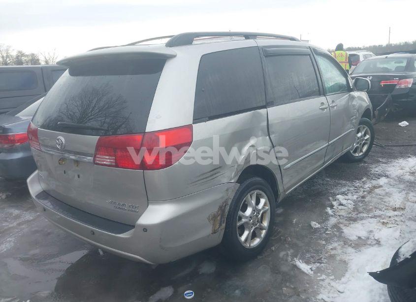Photo 4 of 2004 Toyota Sienna XLE LIMITED (VIN 5TDBA22C74S014781)