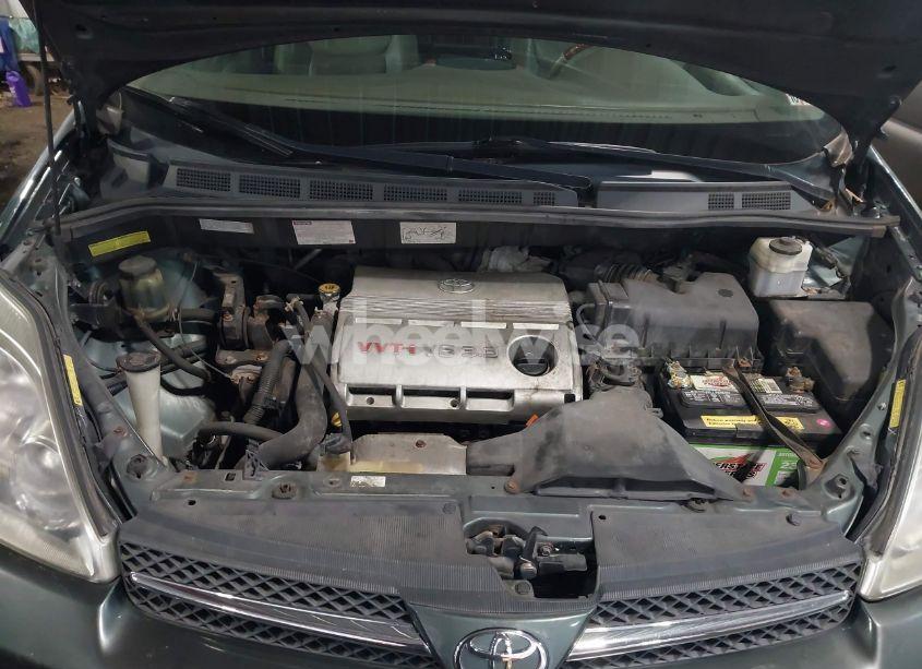 Photo 10 of 2005 Toyota Sienna XLE LIMITED (VIN 5TDBA22C75S033994)