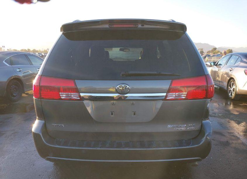 Photo 16 of 2005 Toyota Sienna XLE LIMITED (VIN 5TDBA22C75S034241)