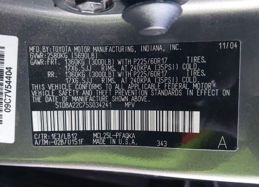 Photo 9 of 2005 Toyota Sienna XLE LIMITED (VIN 5TDBA22C75S034241)