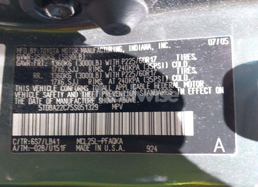 Photo 9 of 2005 Toyota Sienna XLE (VIN 5TDBA22C75S051329)