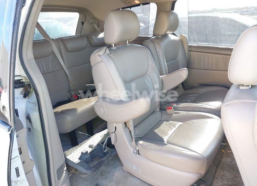 Photo 8 of 2006 Toyota Sienna XLE (VIN 5TDBA22C76S064437)