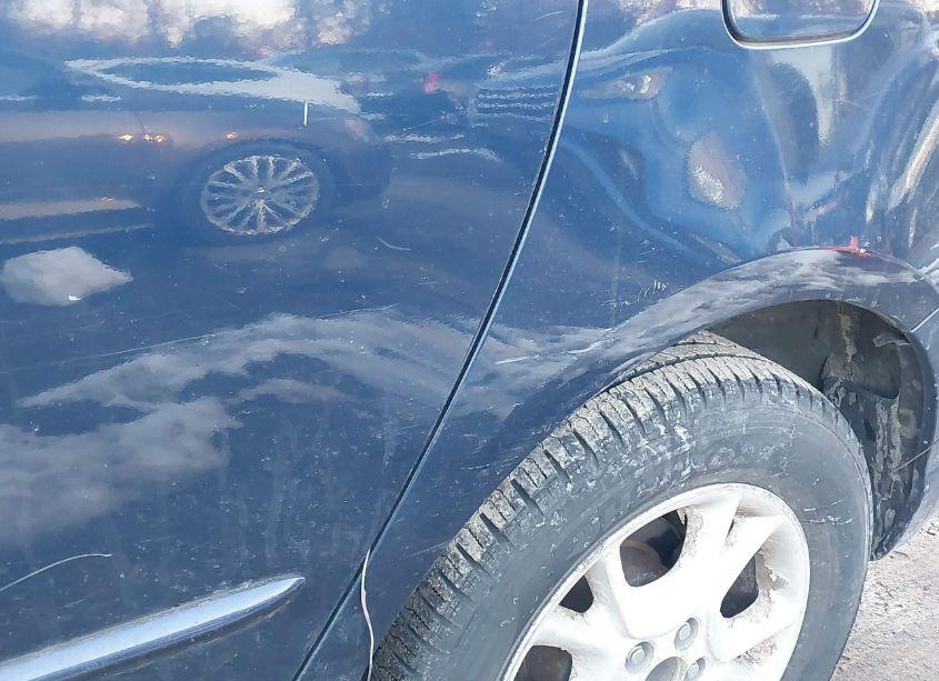 Photo 16 of 2004 Toyota Sienna XLE (VIN 5TDBA22C84S006379)