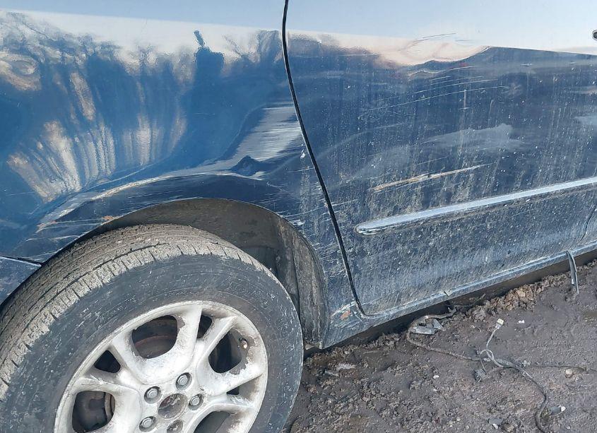 Photo 6 of 2004 Toyota Sienna XLE (VIN 5TDBA22C84S006379)