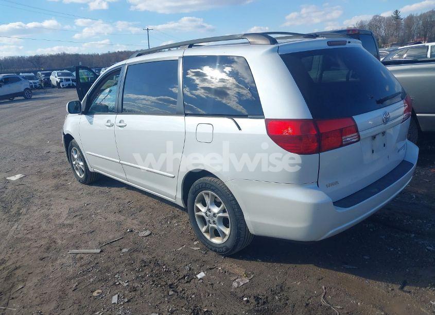 Photo 3 of 2004 Toyota Sienna XLE (VIN 5TDBA22C84S024705)