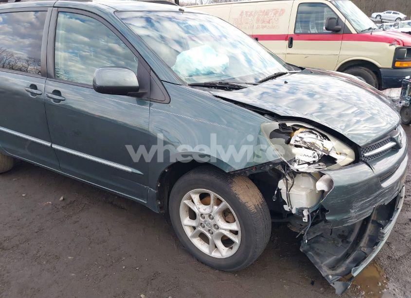 Photo 17 of 2004 Toyota Sienna XLE LIMITED (VIN 5TDBA22C84S025806)