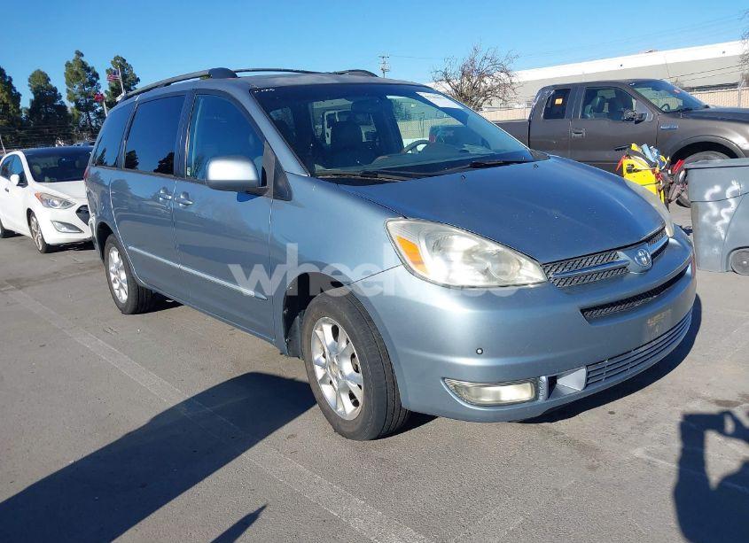 2005 Toyota Sienna XLE LIMITED (VIN 5TDBA22C85S029615) main photo