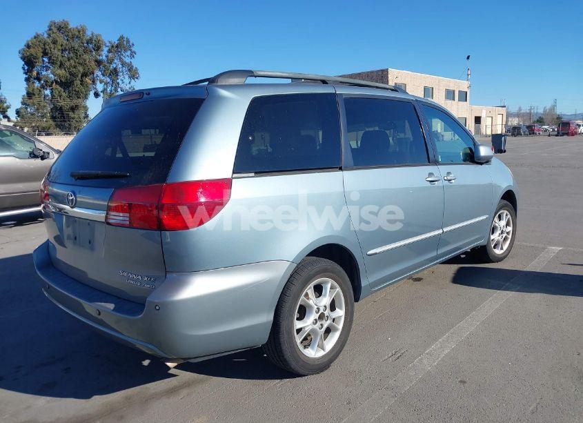 Photo 4 of 2005 Toyota Sienna XLE LIMITED (VIN 5TDBA22C85S029615)