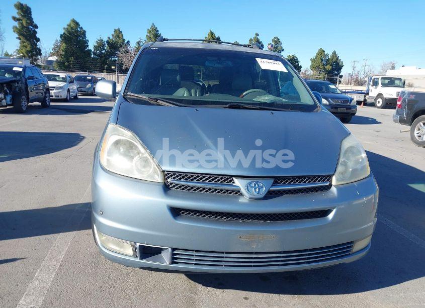 Photo 6 of 2005 Toyota Sienna XLE LIMITED (VIN 5TDBA22C85S029615)