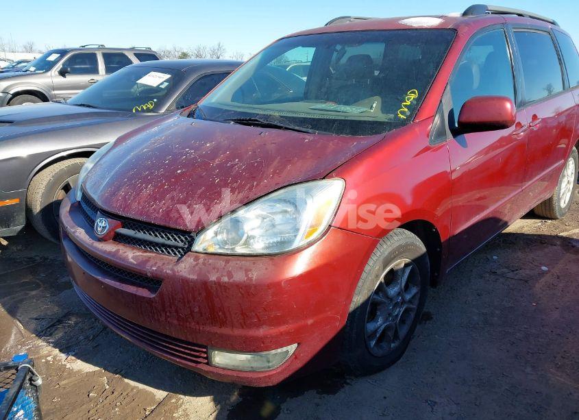 Photo 6 of 2005 Toyota Sienna XLE (VIN 5TDBA22C85S034359)