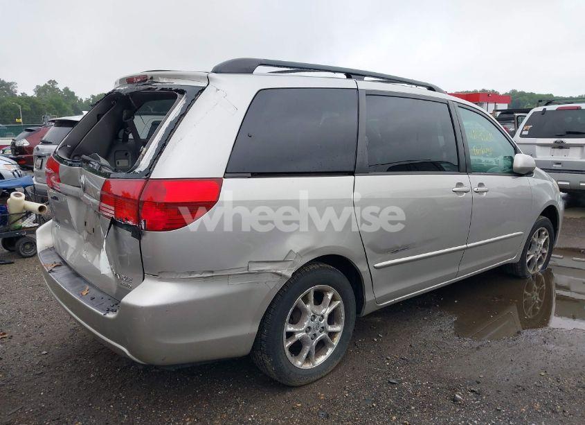 Photo 13 of 2005 Toyota Sienna XLE (VIN 5TDBA22C85S047614)