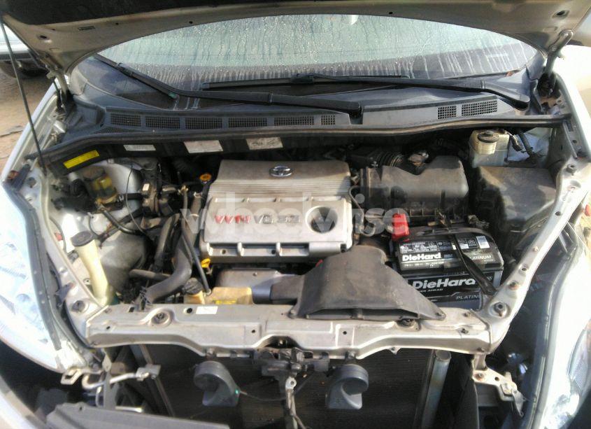 Photo 10 of 2005 Toyota Sienna XLE (VIN 5TDBA22C85S052649)