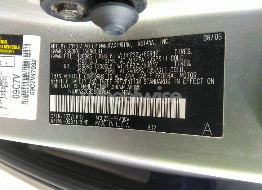 Photo 9 of 2005 Toyota Sienna XLE (VIN 5TDBA22C85S052649)