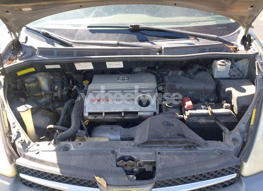 Photo 10 of 2004 Toyota Sienna XLE LIMITED (VIN 5TDBA22C94S009274)