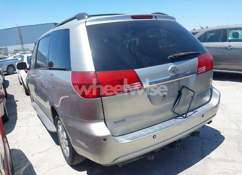 Photo 3 of 2004 Toyota Sienna XLE LIMITED (VIN 5TDBA22C94S027886)