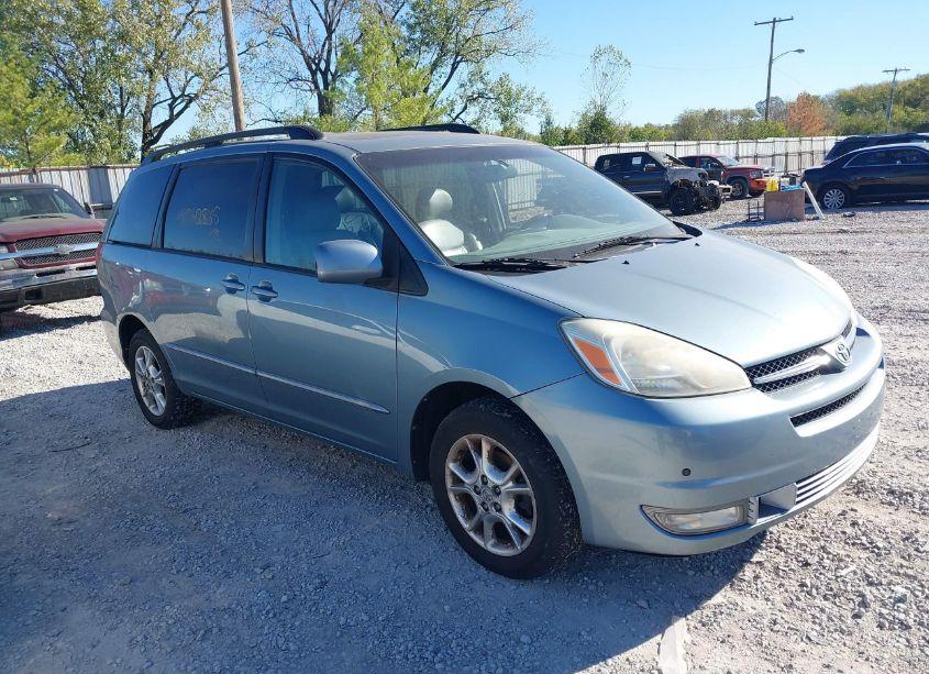2005 Toyota Sienna XLE LIMITED (VIN 5TDBA22C95S029915) main photo