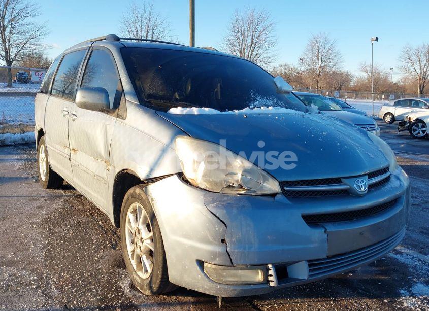 2005 Toyota Sienna XLE LIMITED (VIN 5TDBA22C95S047413) main photo