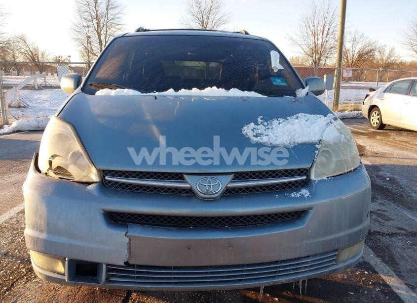 Photo 12 of 2005 Toyota Sienna XLE LIMITED (VIN 5TDBA22C95S047413)
