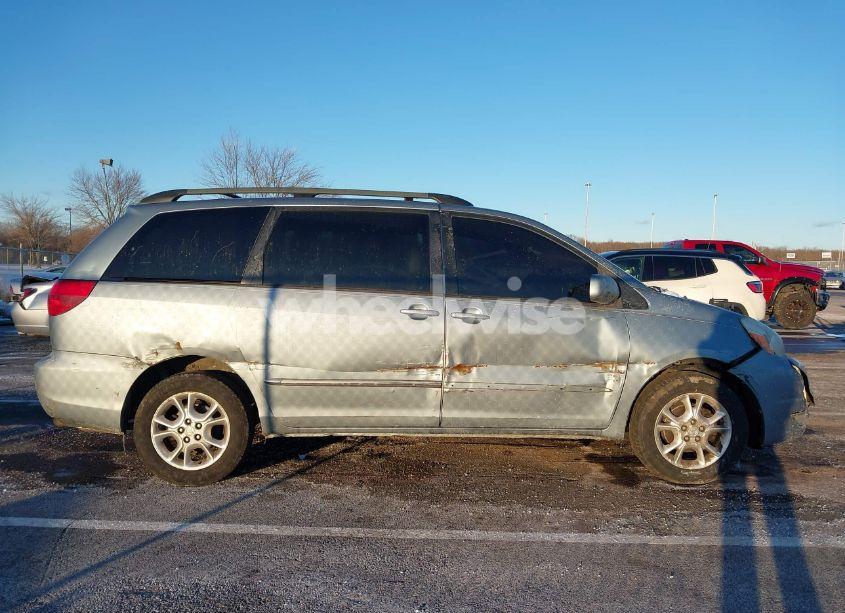 Photo 13 of 2005 Toyota Sienna XLE LIMITED (VIN 5TDBA22C95S047413)